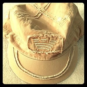 Mudd | Hat with elastic back